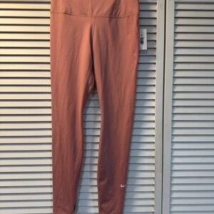 NWT- Nike Peach Leggings Small